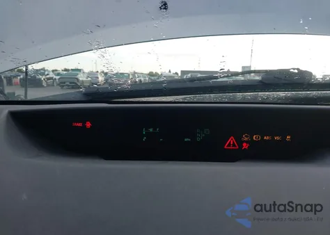 2005 Toyota Prius from USA, damaged, VIN JTDKB20U657048487